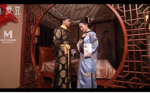Hoàng thượng xuống tẩm cung thị tẩm quý phi ~ Sex Trung Quốc