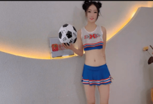 Nhờ có mấy em Hot girl cổ vũ nên World Cup mới thành công tốt đẹp