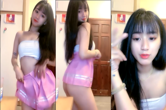 Gái xinh thế này xem đã con mắt, anh vô cho tiền em làm vú đi