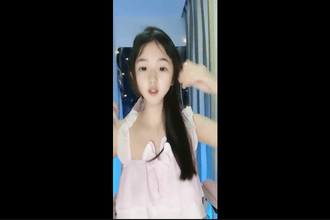 Em Trung mới nứt mắt stream điêu liệu sướng phê